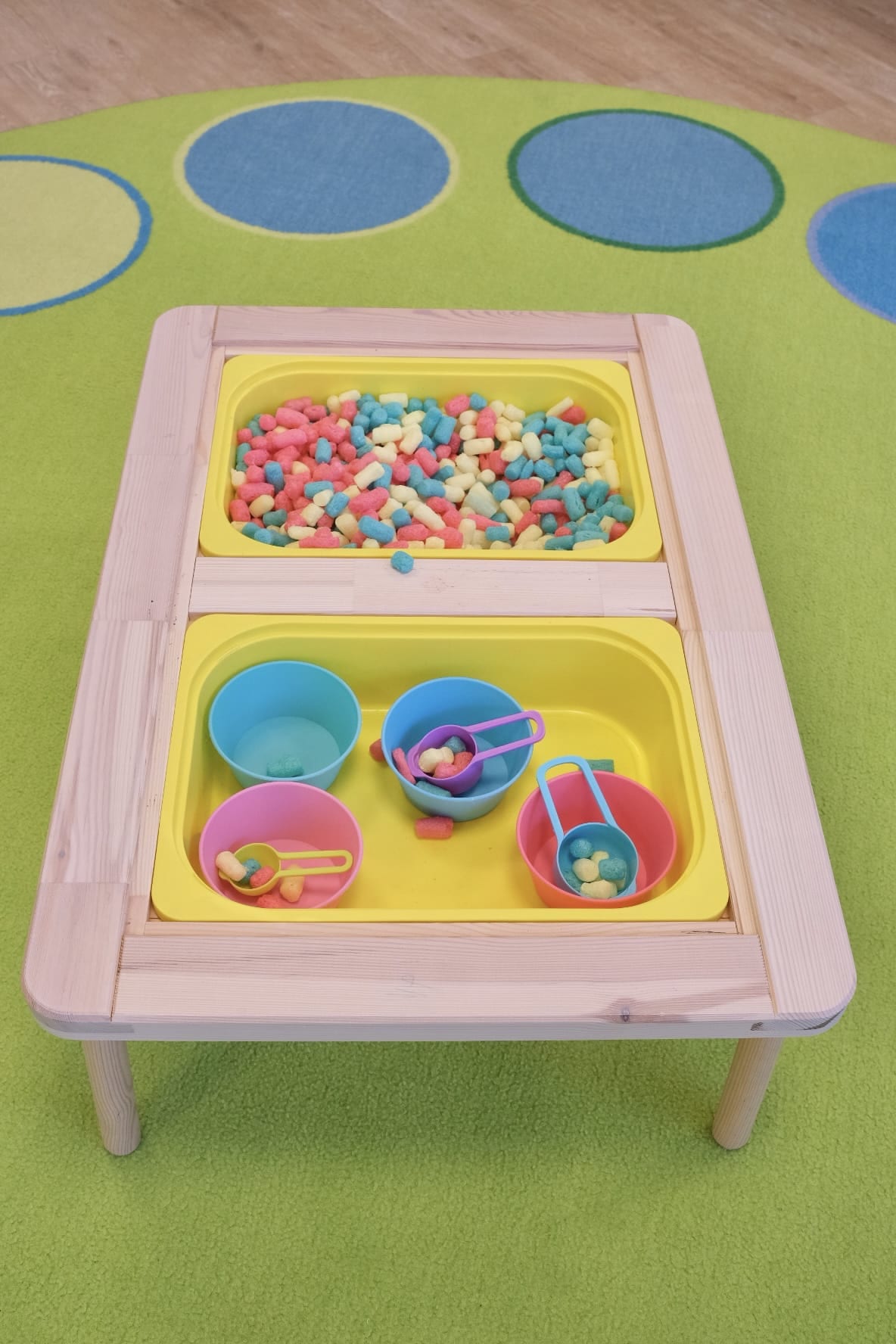 Gruppenraum – Sensoriktisch